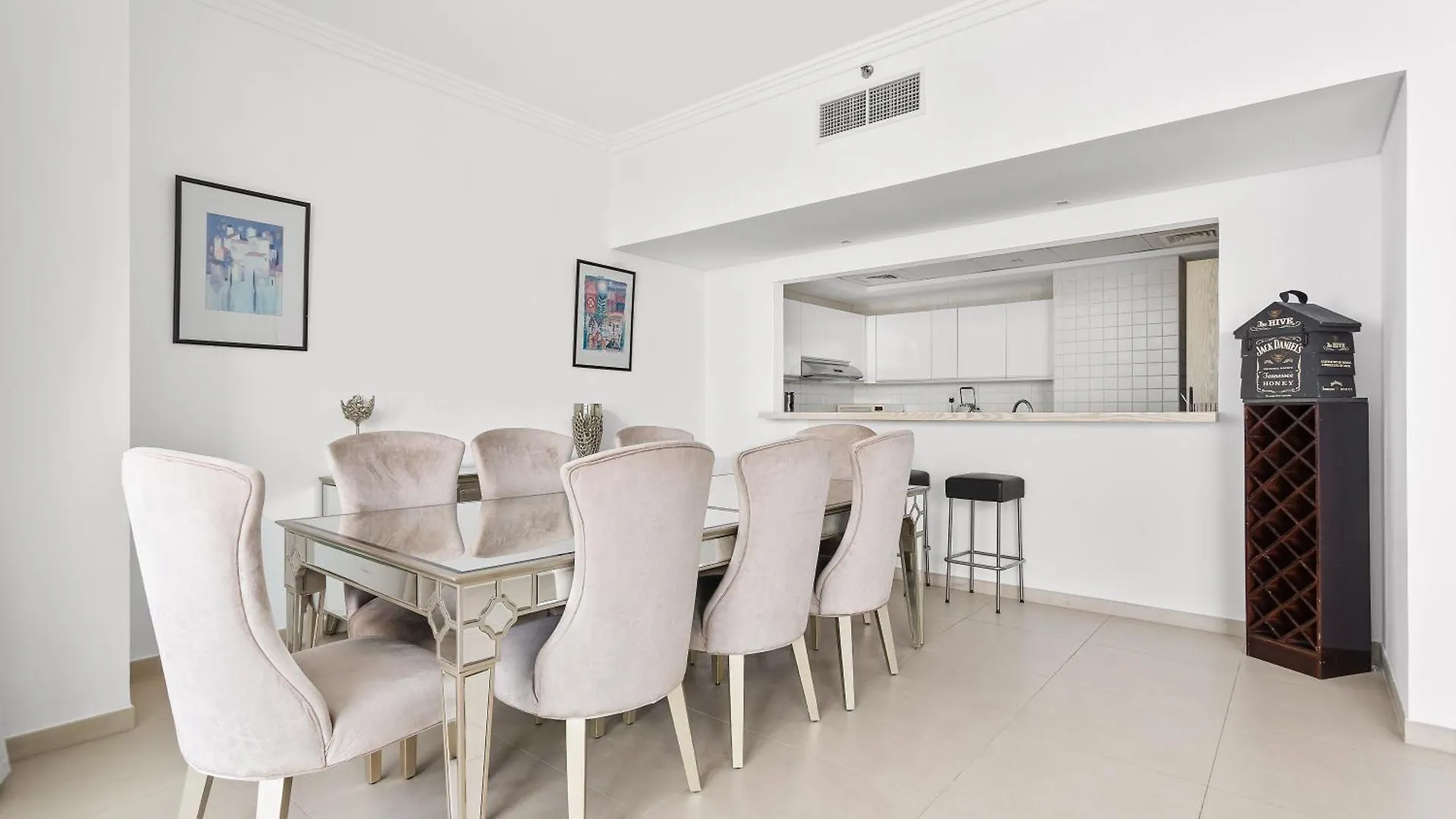 2 Bedroom With Direct Free Beach Access - Al Bateen Towers Dubai Apartment