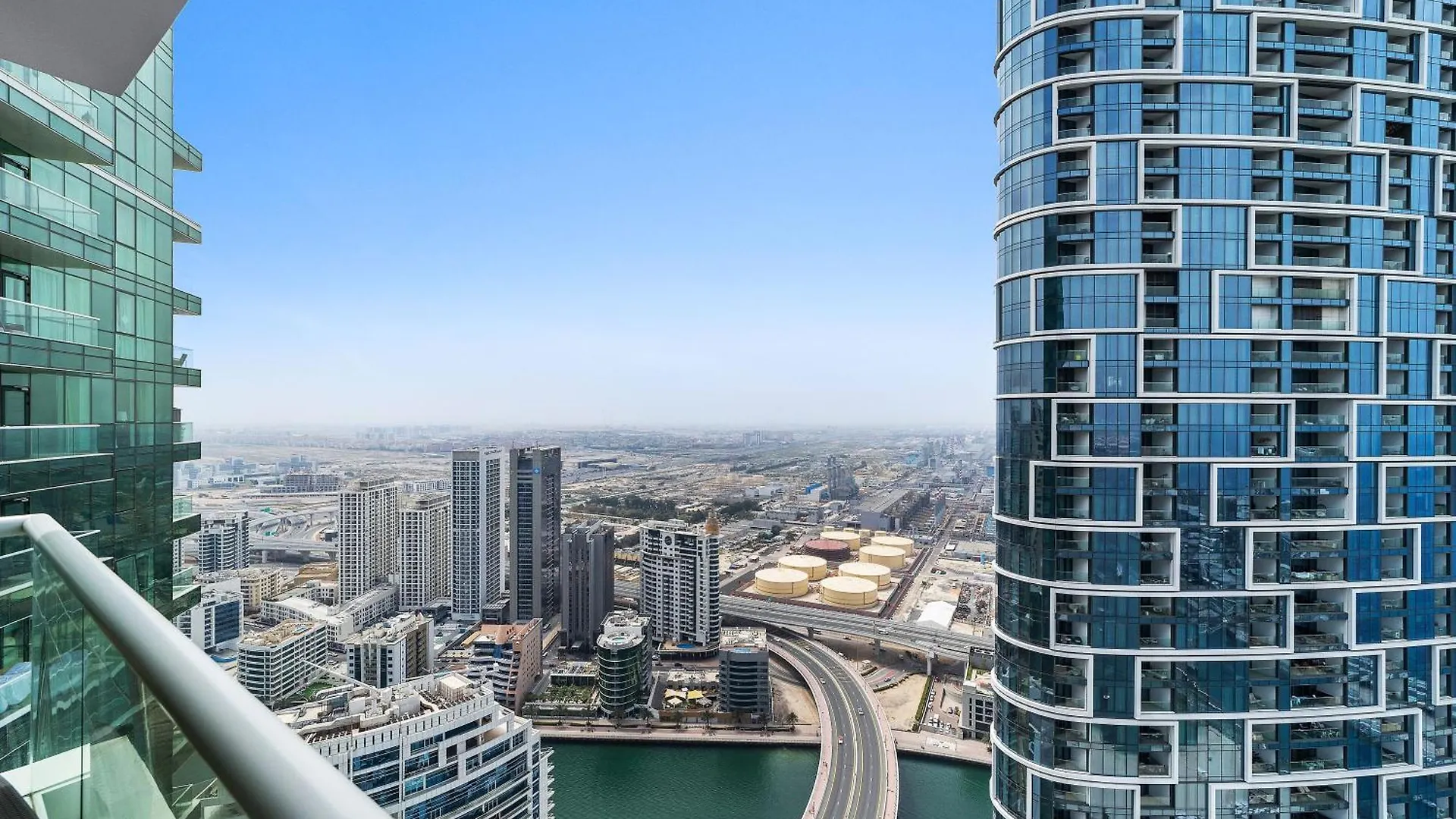 شقة 2 Bedroom With Direct Free Beach Access - Al Bateen Towers دبي